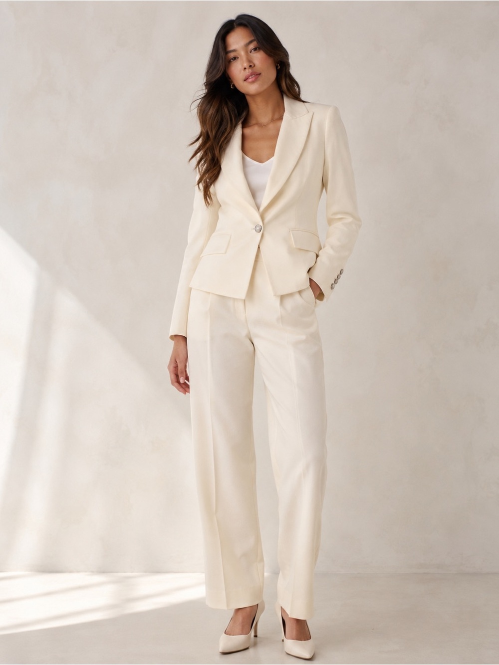 Veronica Beard Women’s 0 Ivory Linen Blend Blazer Silver Crest Buttons Luxury